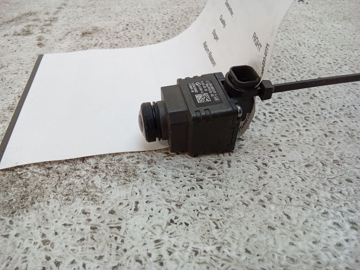 Tailgate 550i (Good) 0263007137 A Camera Pre-Owned Rear OEM View 2018