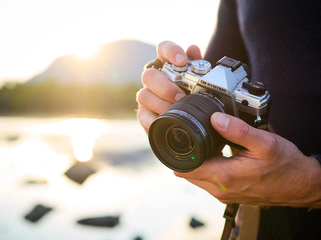 Olympus Mirrorless SYSTEM OM Camera Megapixel Body OM5 20.4 Silver Only,