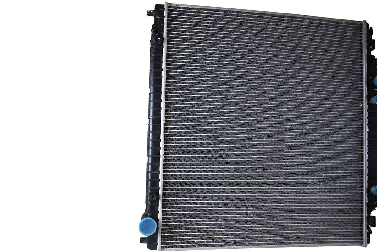 2004 2002 RK802 4WD 6.8L 2000 Radiator 1999 Super 2003 RWD AutoShack F-350 7.3L 2000-2005 for 2001 V8 Replacement Duty Super Duty Excursion F-250