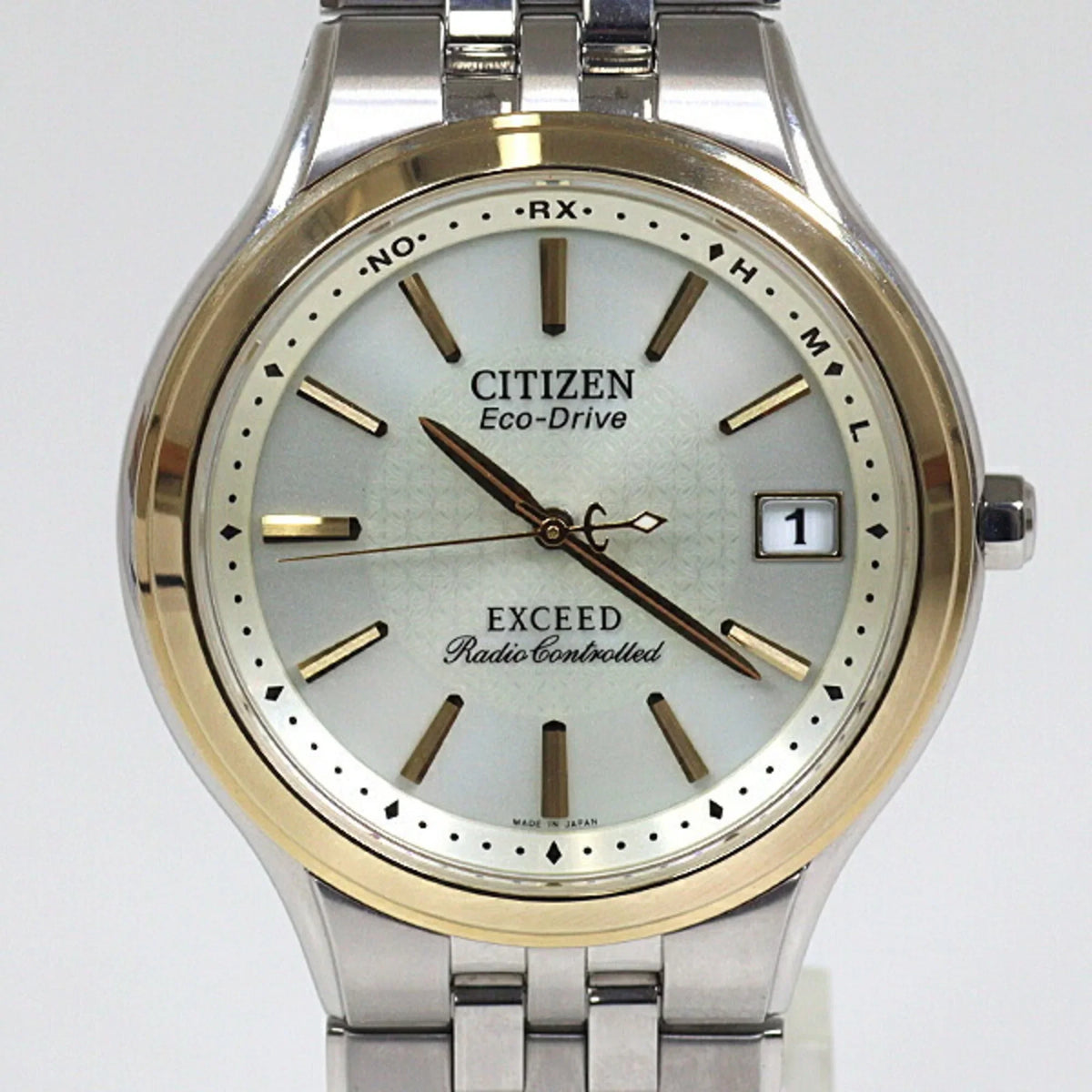 Dial Exceed Eco-Drive Gold CITIZEN EBG74-2792 Pre-Owned Watch (Good) Men's