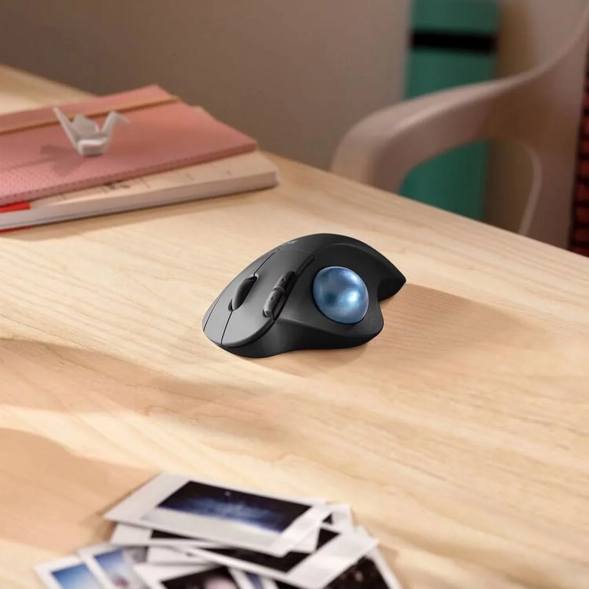 Black Logitech Wireless Easy Control, Tracking, Trackball Thumb Ergonomic Smooth Mouse,