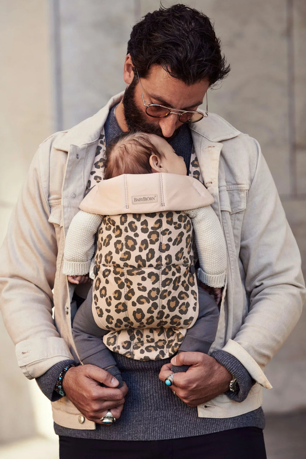 Carrier Baby BabyBjorn Mini, Cotton, Beige/Leopard